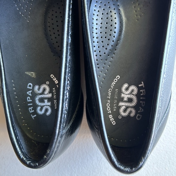 EUC SAS Tripad Black Patent Leather Comfort Slip On Loafer Size 8 N - Picture 5 of 9